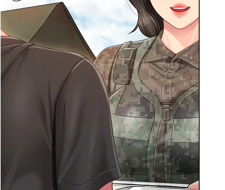 报告女班长:一根突起第29話-訓練中發情的女兵們